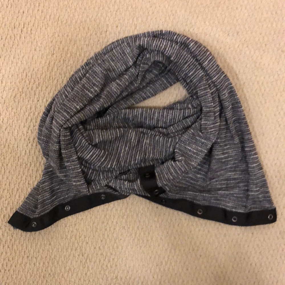 Lululemon Vinyasa Scarf